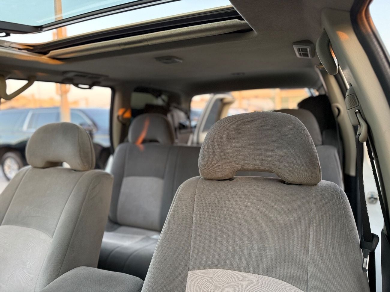 Nissan Patrol Safari 4.8L A/T