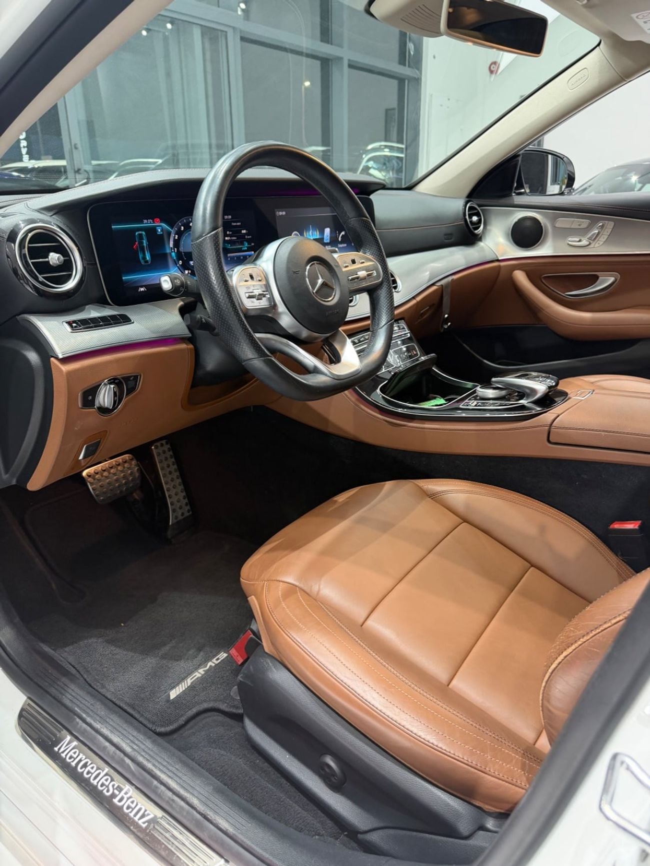 مرسيدس بنز E300 AMG
