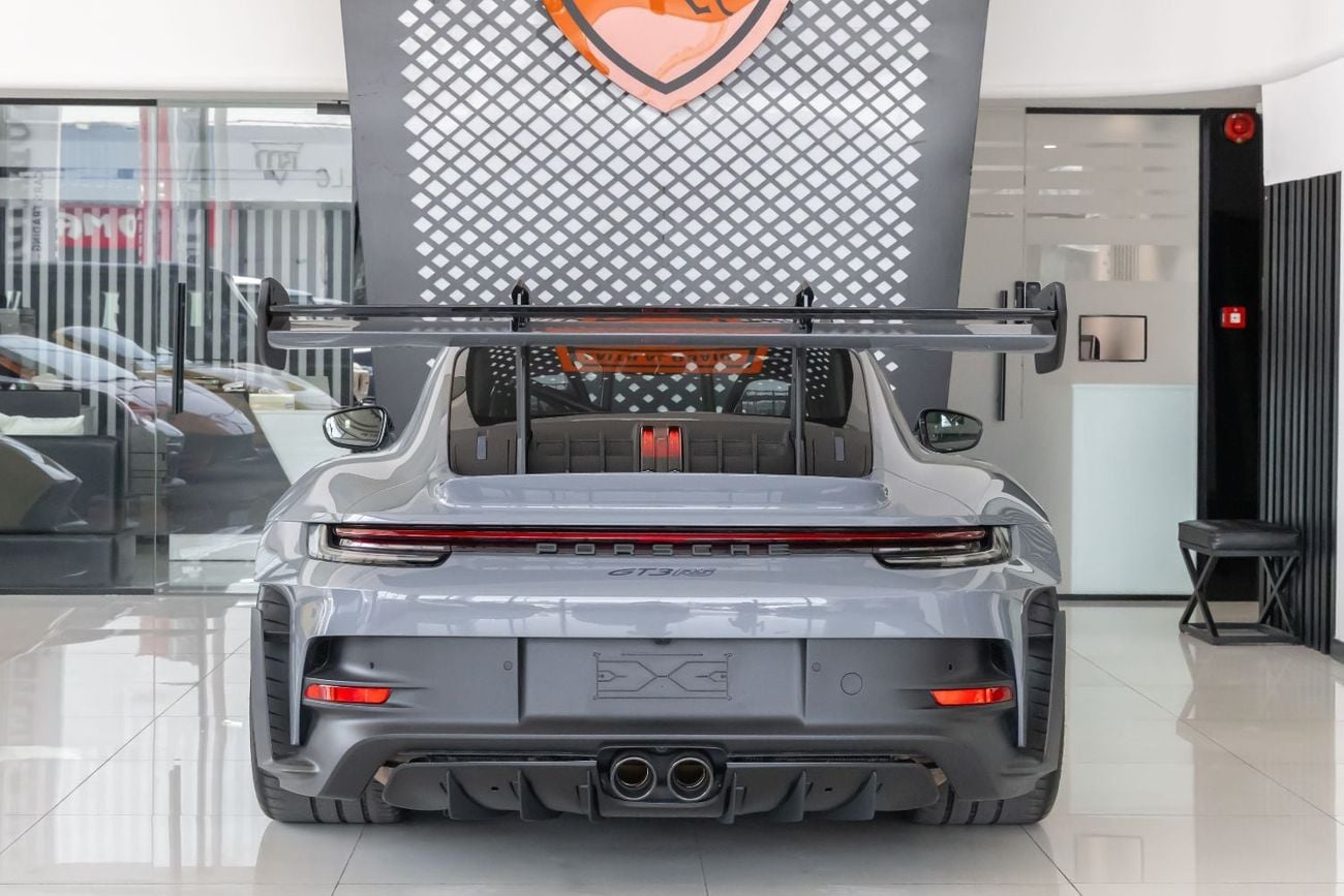 بورش 911 GT3RS بورش 911 جي تي 3 آر إس | 2025 | باقة فايساخ | ناردو جراي | 518 حصان