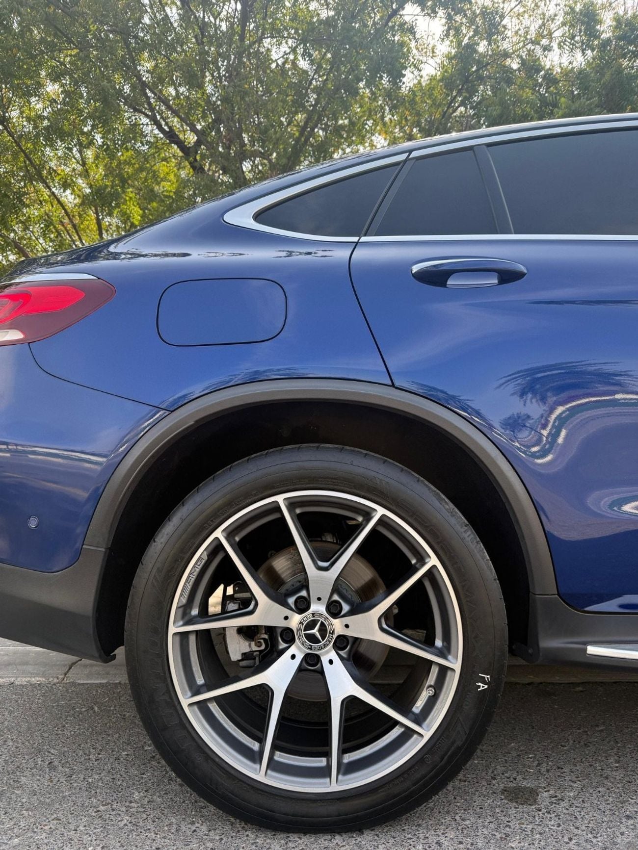 Mercedes Benz GLC 300 AMG 2.0L