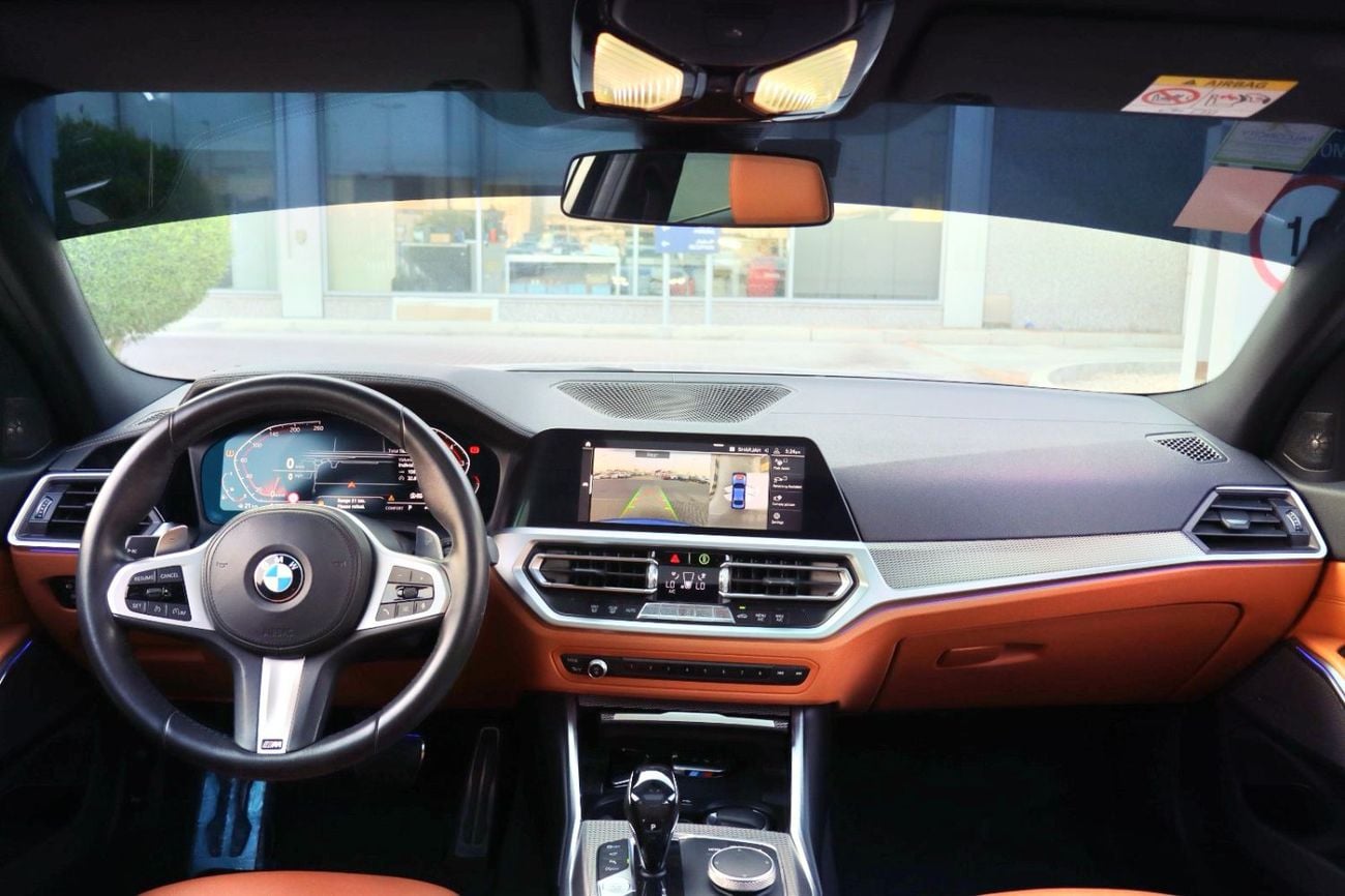 BMW 330i M SPORT