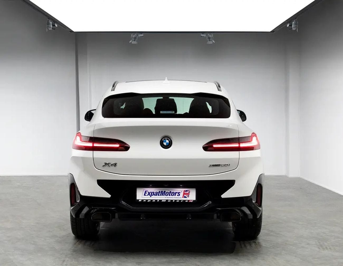 BMW X4 XDRIVE 30I M SPORT FDSH • Warranty + Service Contract • GCC