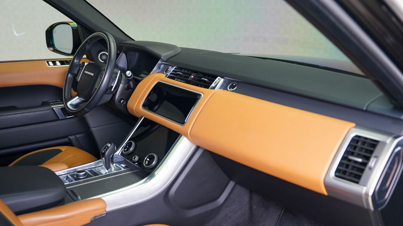 Land Rover Range Rover Sport HSE DYNAMIC