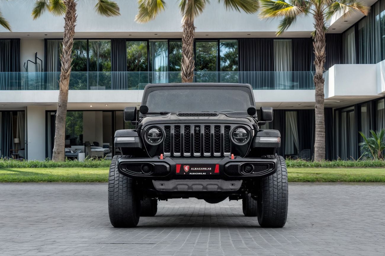 Jeep Gladiator SAND RUNNER Gladiator SAND RUNNER | 3,134 P.M | 0% Downpayment | FULL JEEP HISTORY | ONE OWNER!