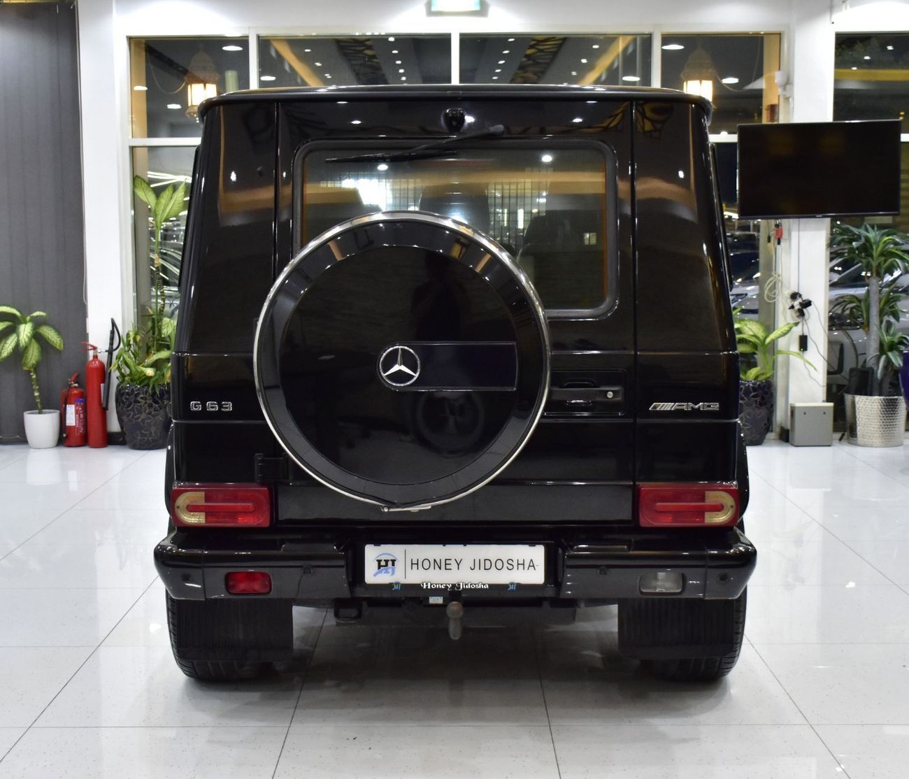 Mercedes Benz G63 AMG STANDARD EXCELLENT DEAL for our Mercedes Benz G63 AMG ( 2015 Model ) in Black Color GCC Specs