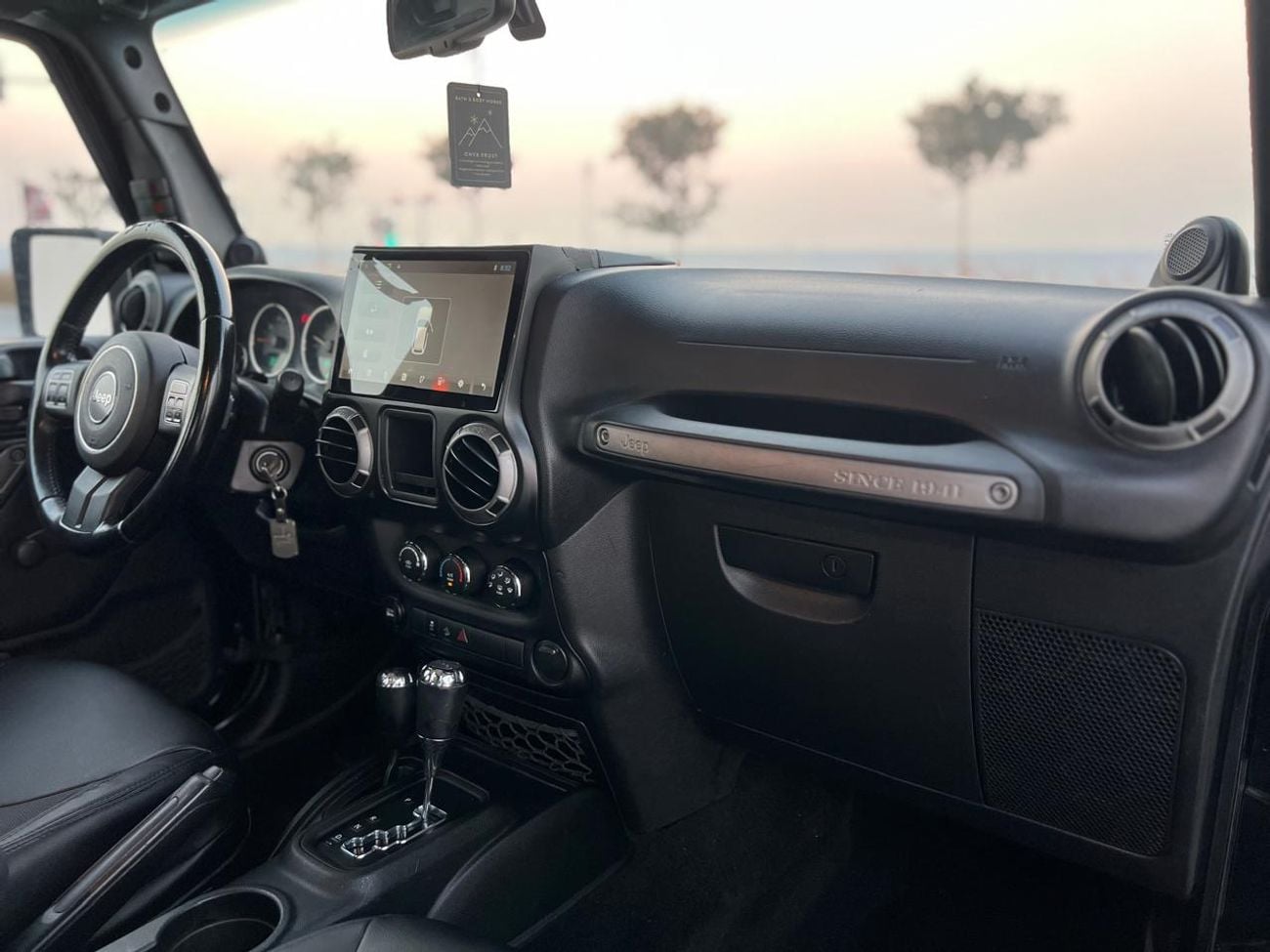 Jeep Wrangler SAHARA