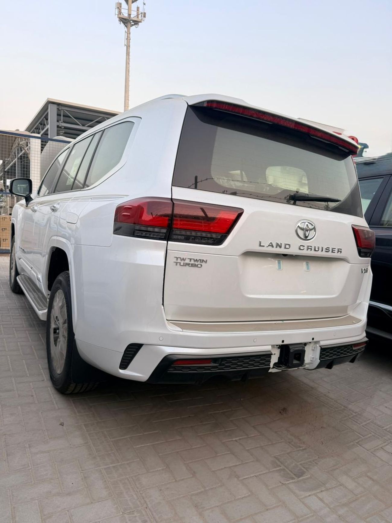 Toyota Land Cruiser VXR