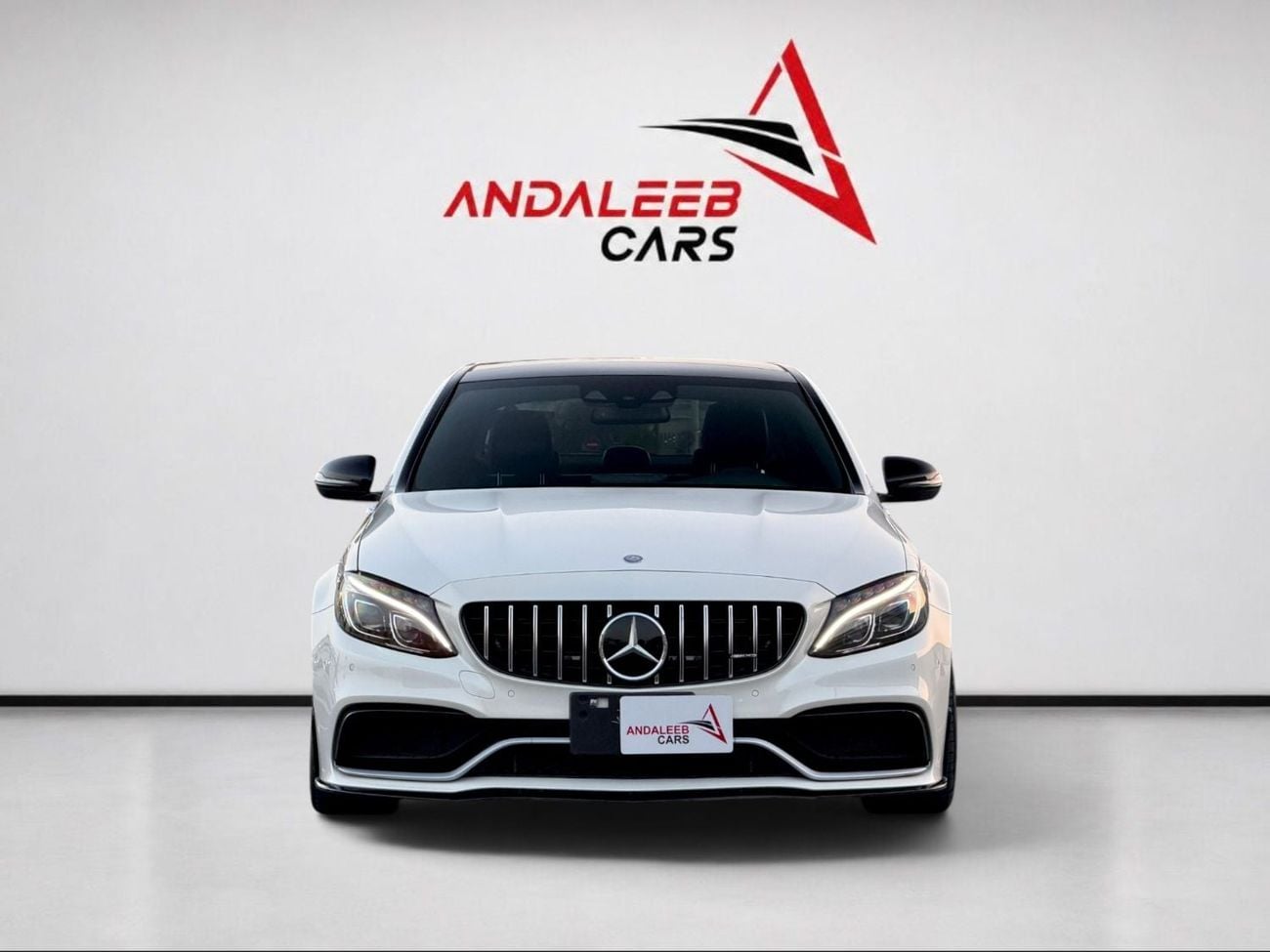 Mercedes Benz C63 AMG S 4.0L TWIN-TURBO V8 | 503 HP | 2 KEYS | ORIGINAL PAINT