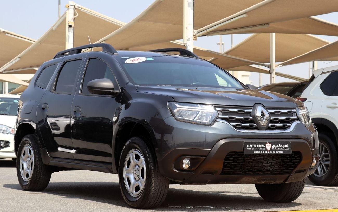 Renault Duster LE ACCIDENTS FREE - GCC - ORIGINAL PAINT - 1600 CC - PERFECT CONDITION INSIDE OUT