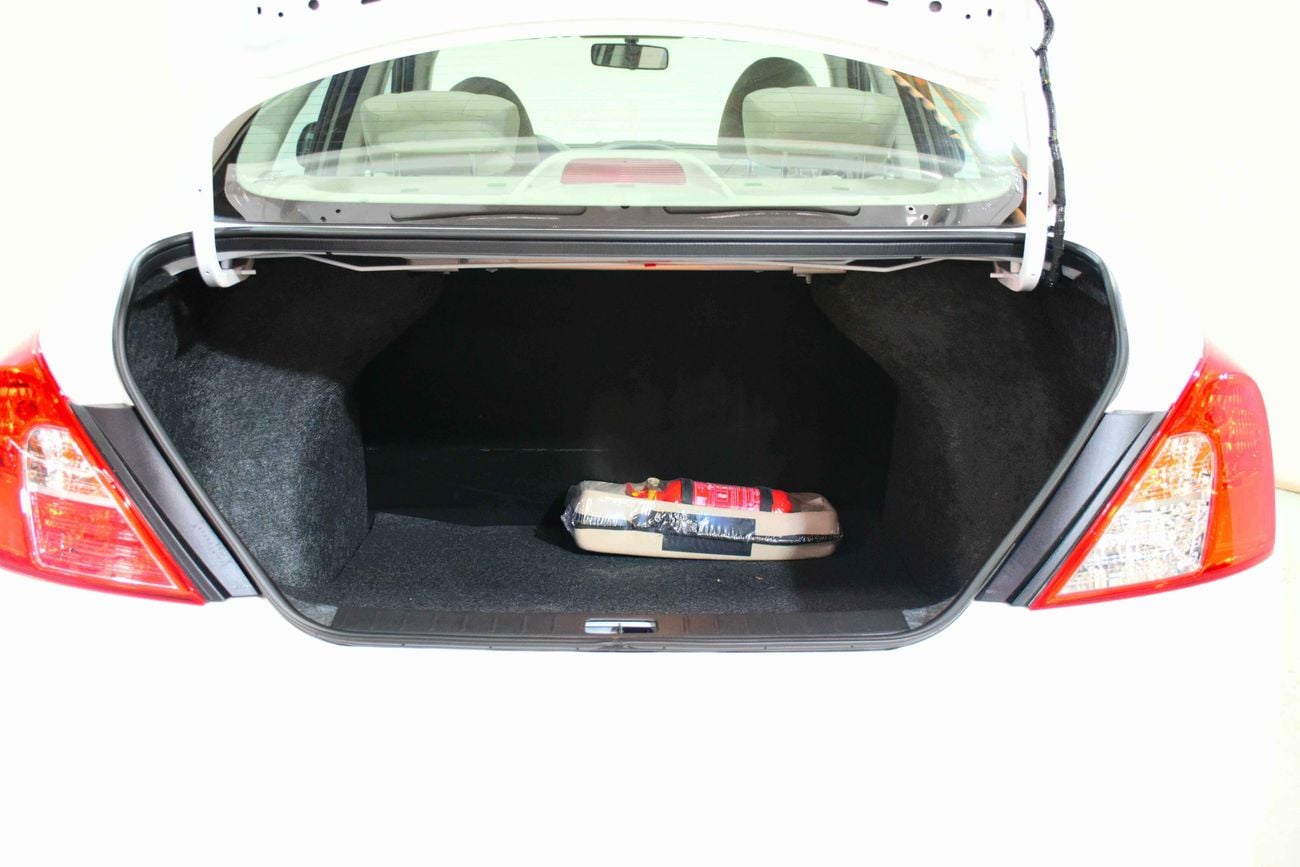 Nissan Sunny SV 2.0