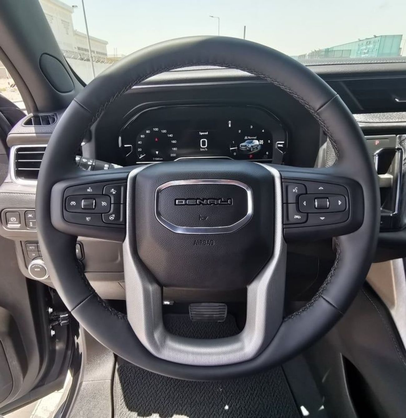 GMC Yukon GMC Denali - 2023 - Black Edition