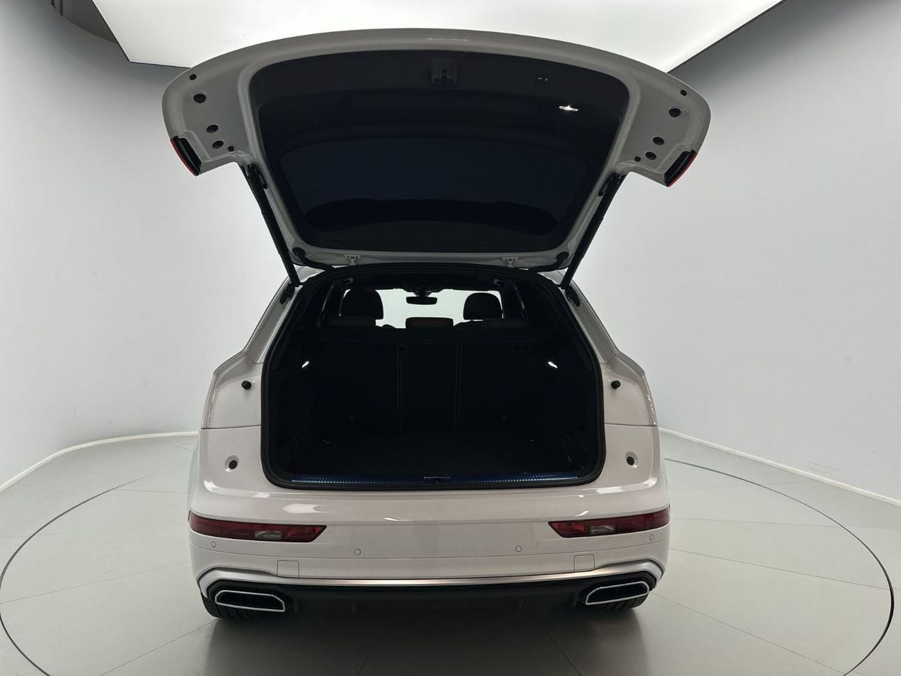 Audi Q5 45 TFSI S-LINE quattro 249hp (Ref# 38699)