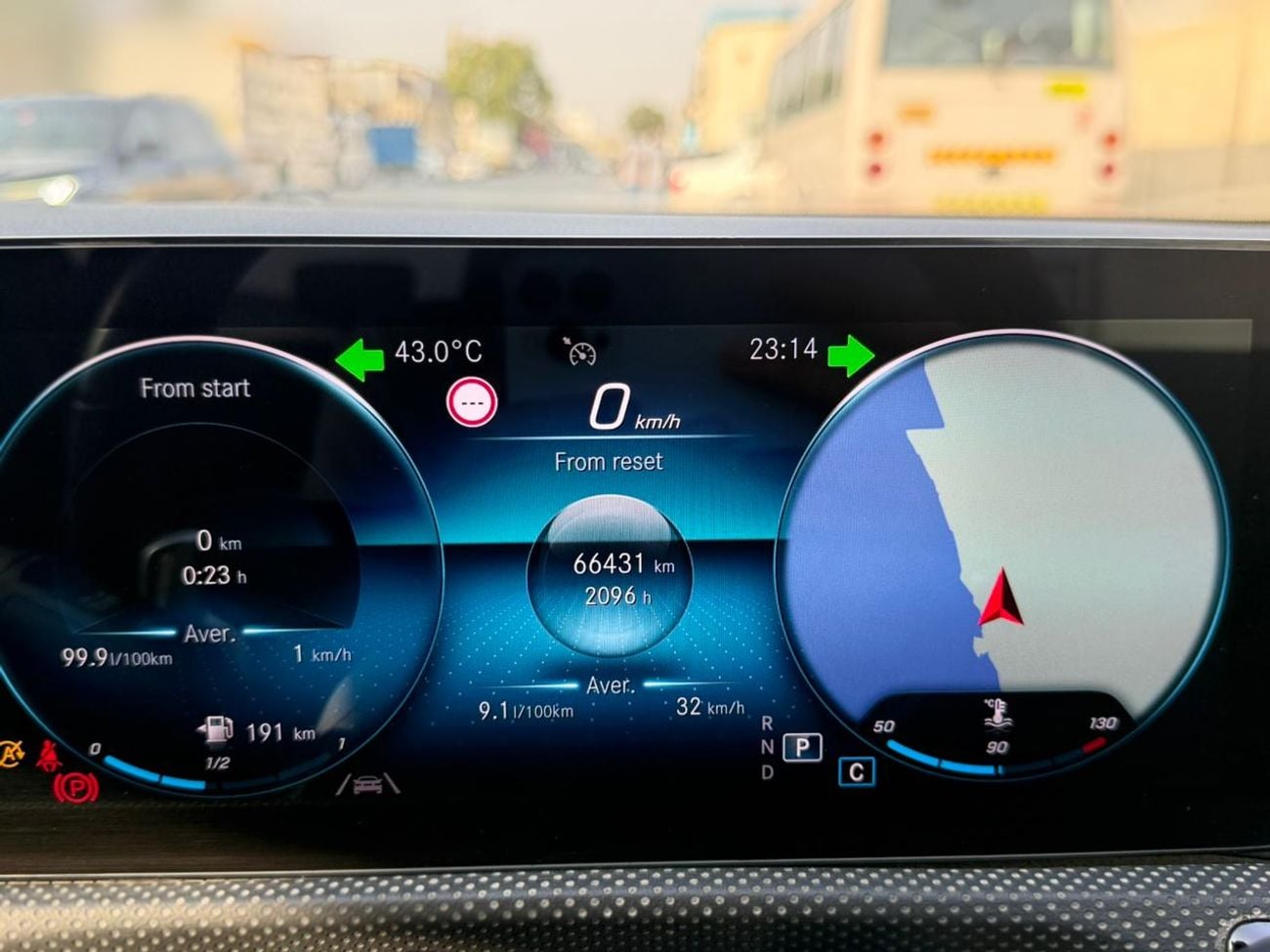 Mercedes Benz CLA250 PREMIUM