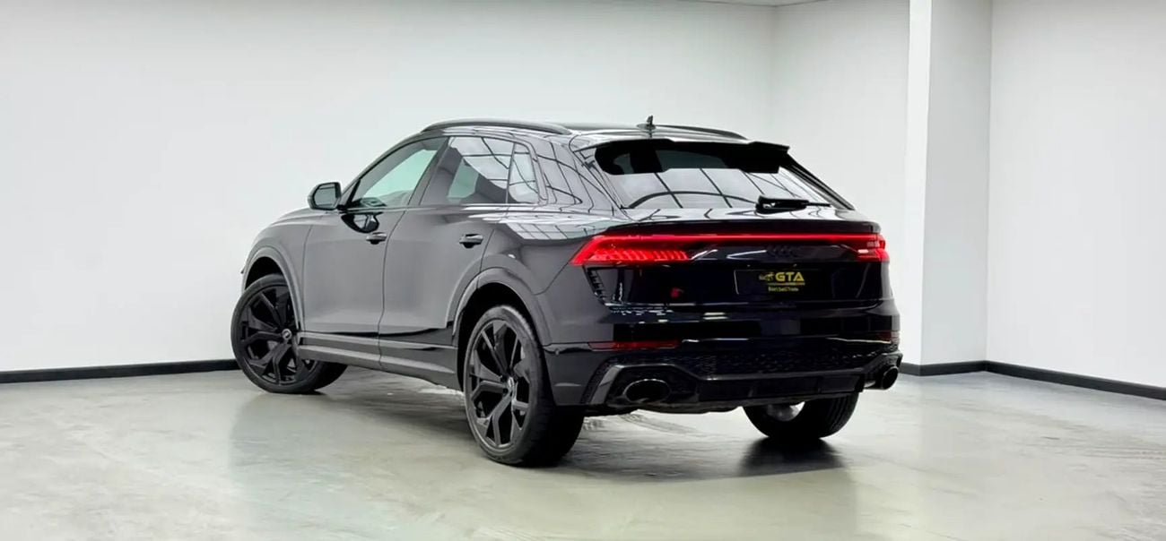 Audi RSQ8 RSQ8 4.0TFSI Quattro, Service Pack, Warranty, Full Service History, GCC