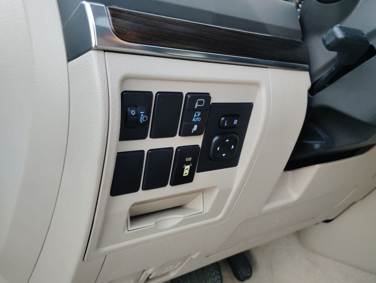 Toyota Land Cruiser EXR