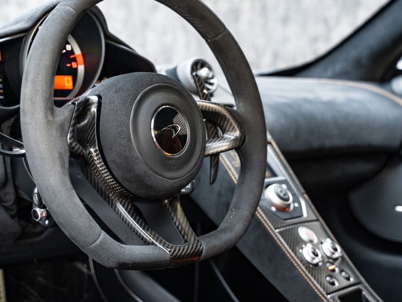 McLaren 675LT COUPE