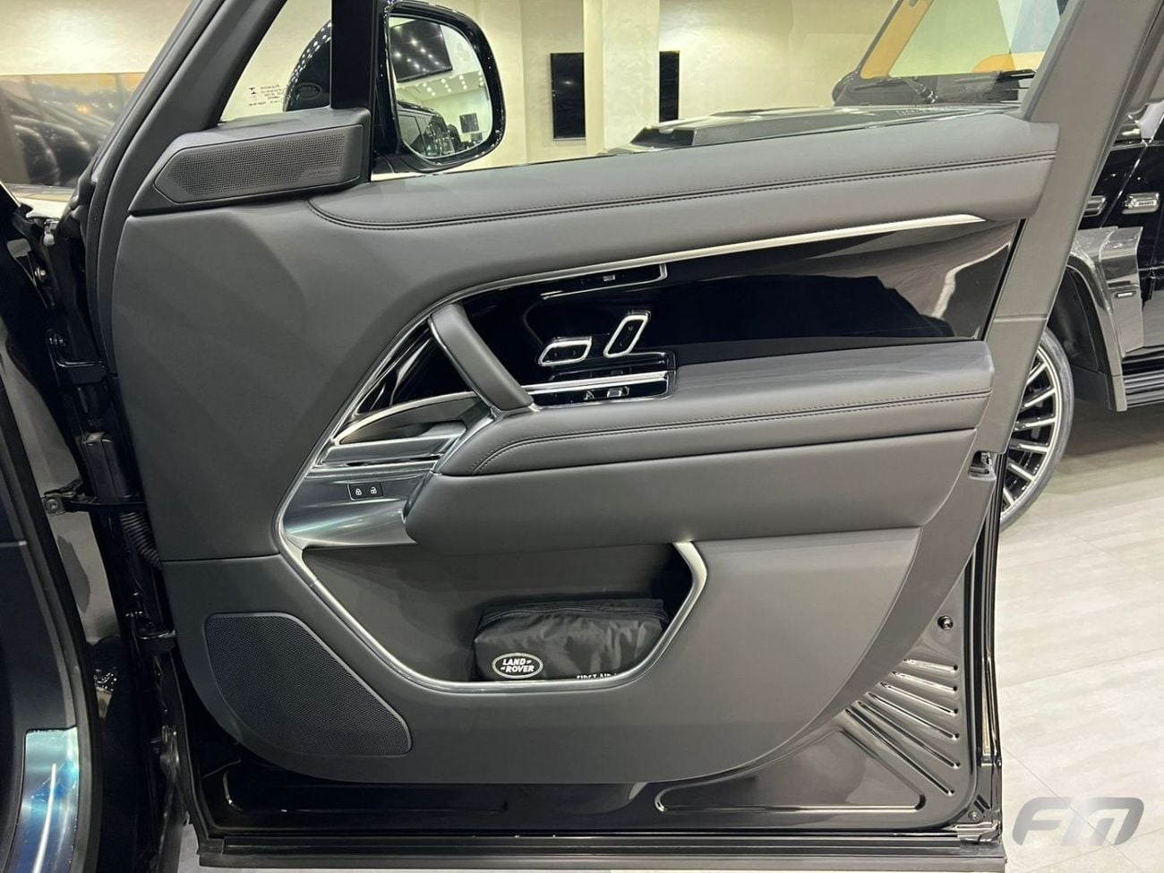 لاند روفر رينج روفر HSE P530