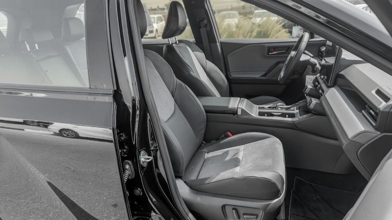 Toyota RAV4 XSE HEV 2026 Rav4 XSE 2.5L AT Hybrid (Black-Black)
