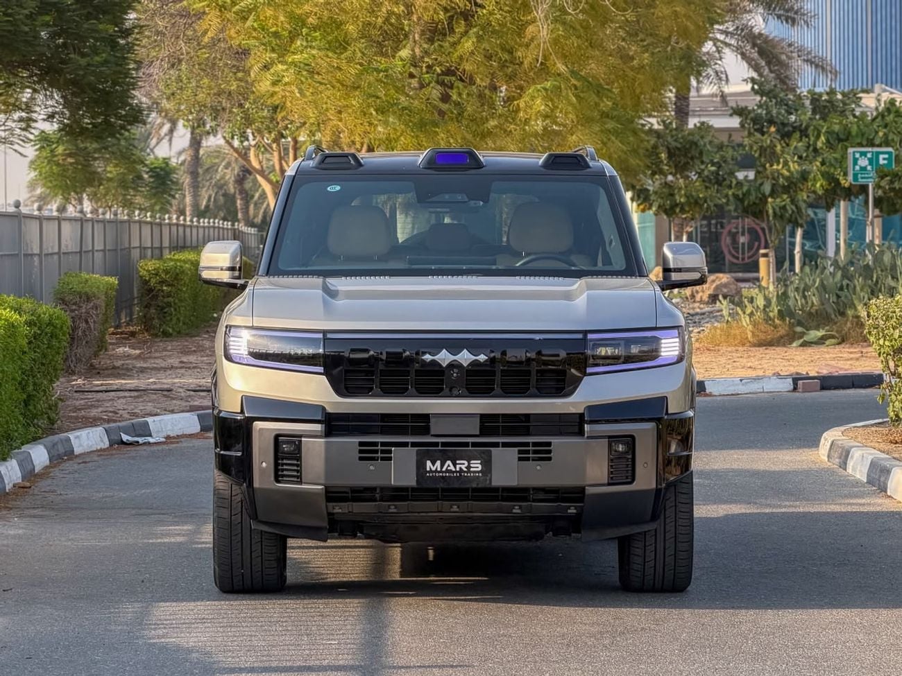 BYD Leopard 8 FLAGSHIP USED 2024 BYD LEOPARD 8 | 2.0L 939HP PHEV | WARRANTY&SERVICE
