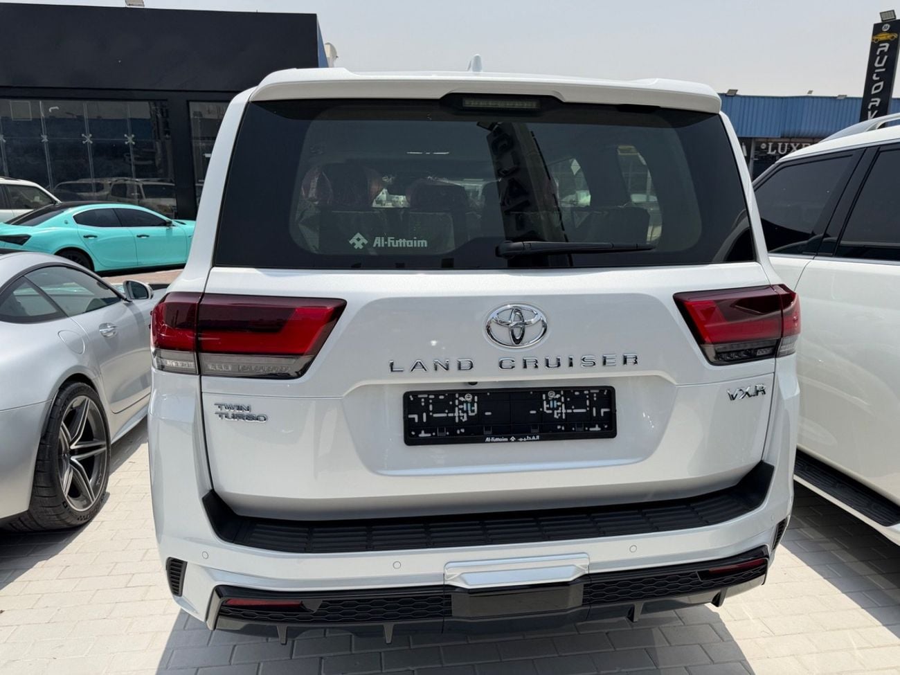 تويوتا لاند كروزر VXR