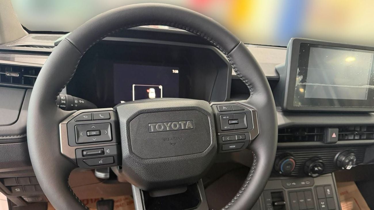 Toyota Hilux E | 2-YEAR WARRANTY + SERVICE AVAILABLE | IN-HOUSE FINANCING