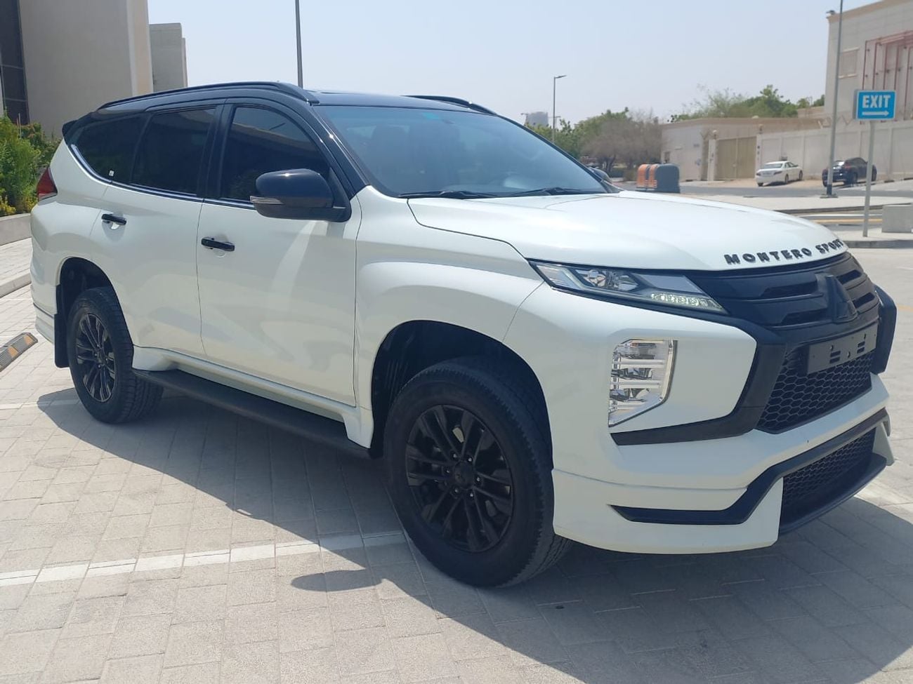 Mitsubishi Montero Sport GLS PREMIUM