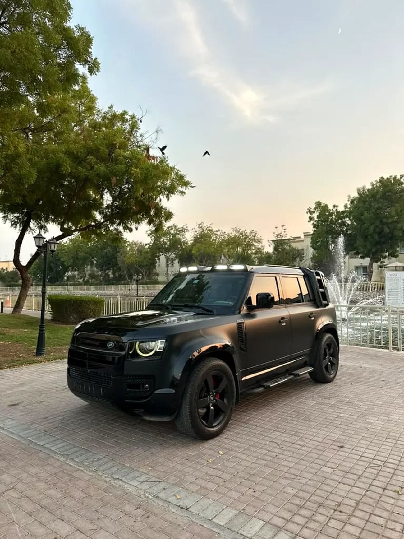 لاند روفر ديفندر 110 HSE P400, GCC Specs, Under Warranty