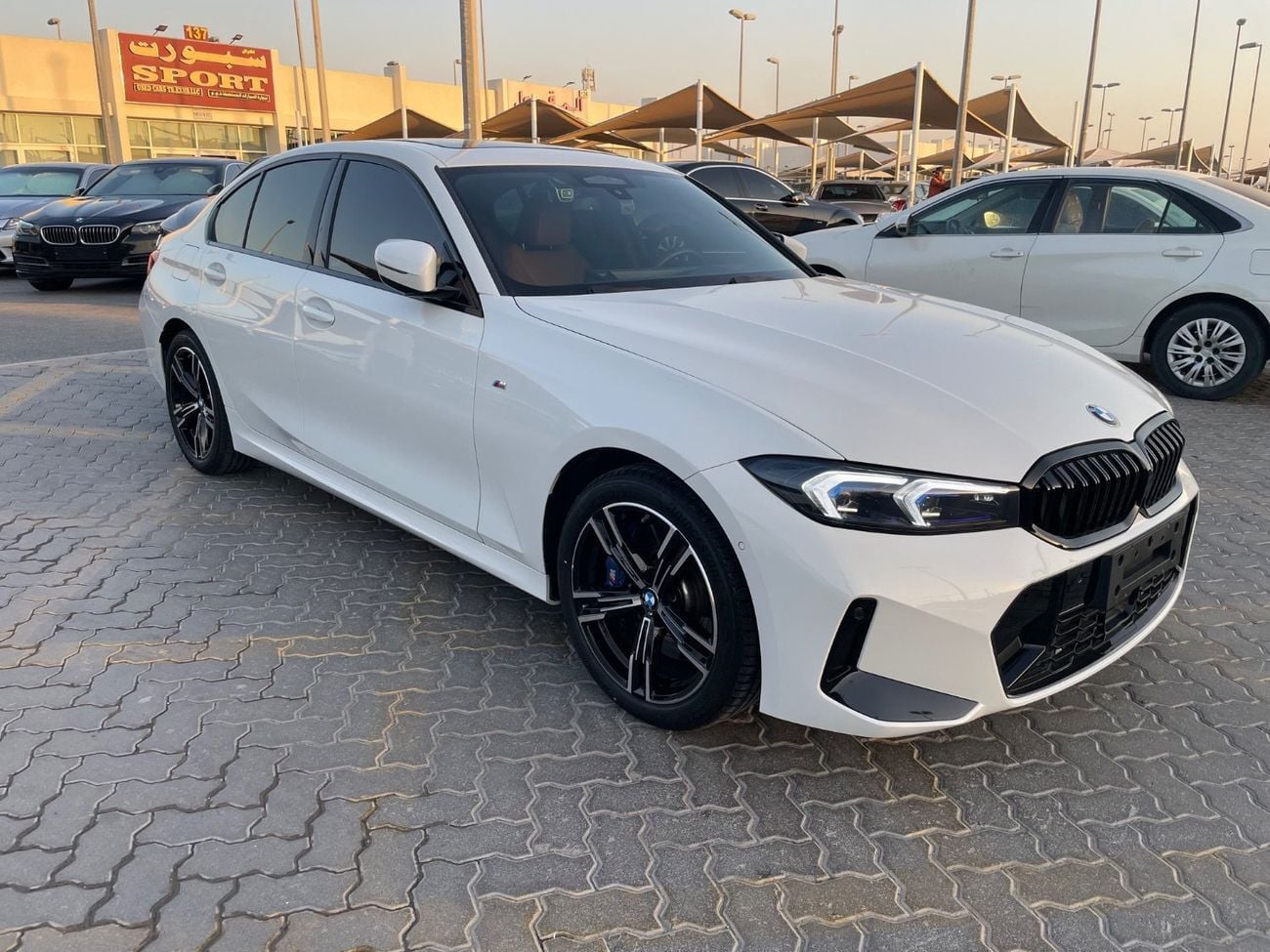 BMW 320i M SPORT