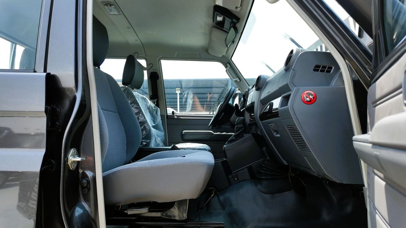 Toyota Land Cruiser 70