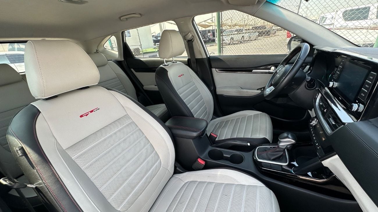 Kia Seltos LX
