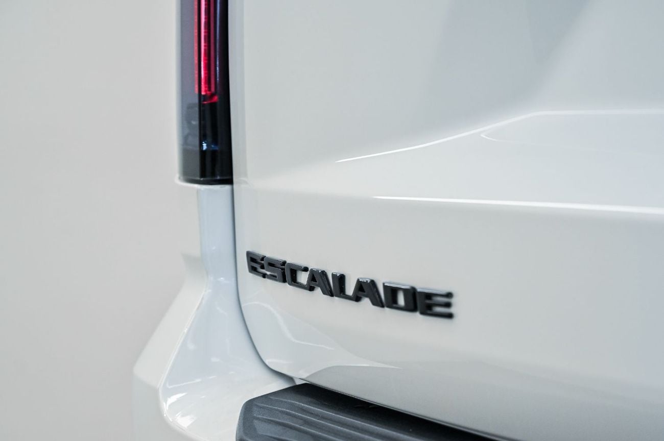 Cadillac Escalade SPORT Full Options | GCC Specs | 5 Years Warranty and Service Al Ghandi