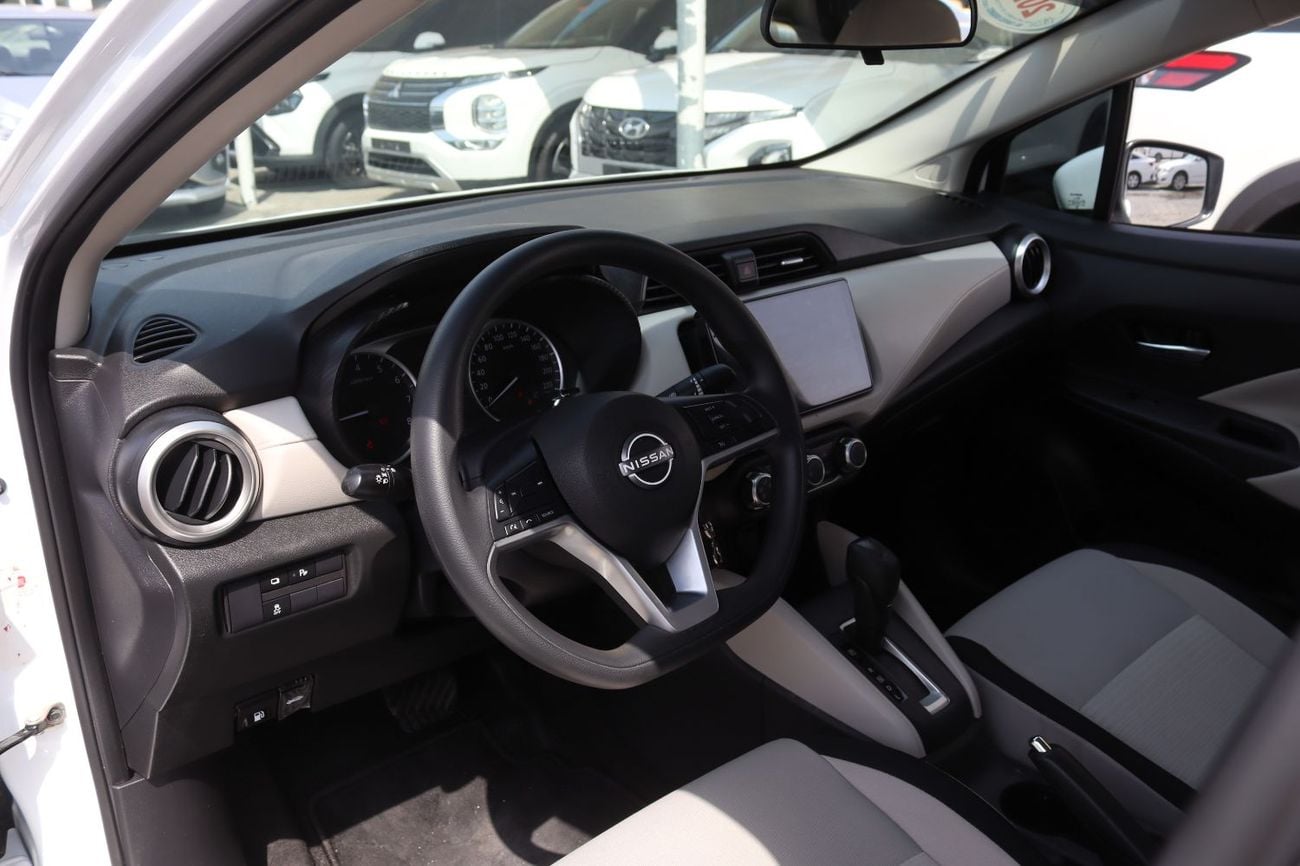 Nissan Sunny SV ACCIDENTS FREE -- GCC - ORIGINAL PAINT - PERFECT CONDITION INSIDE OUT