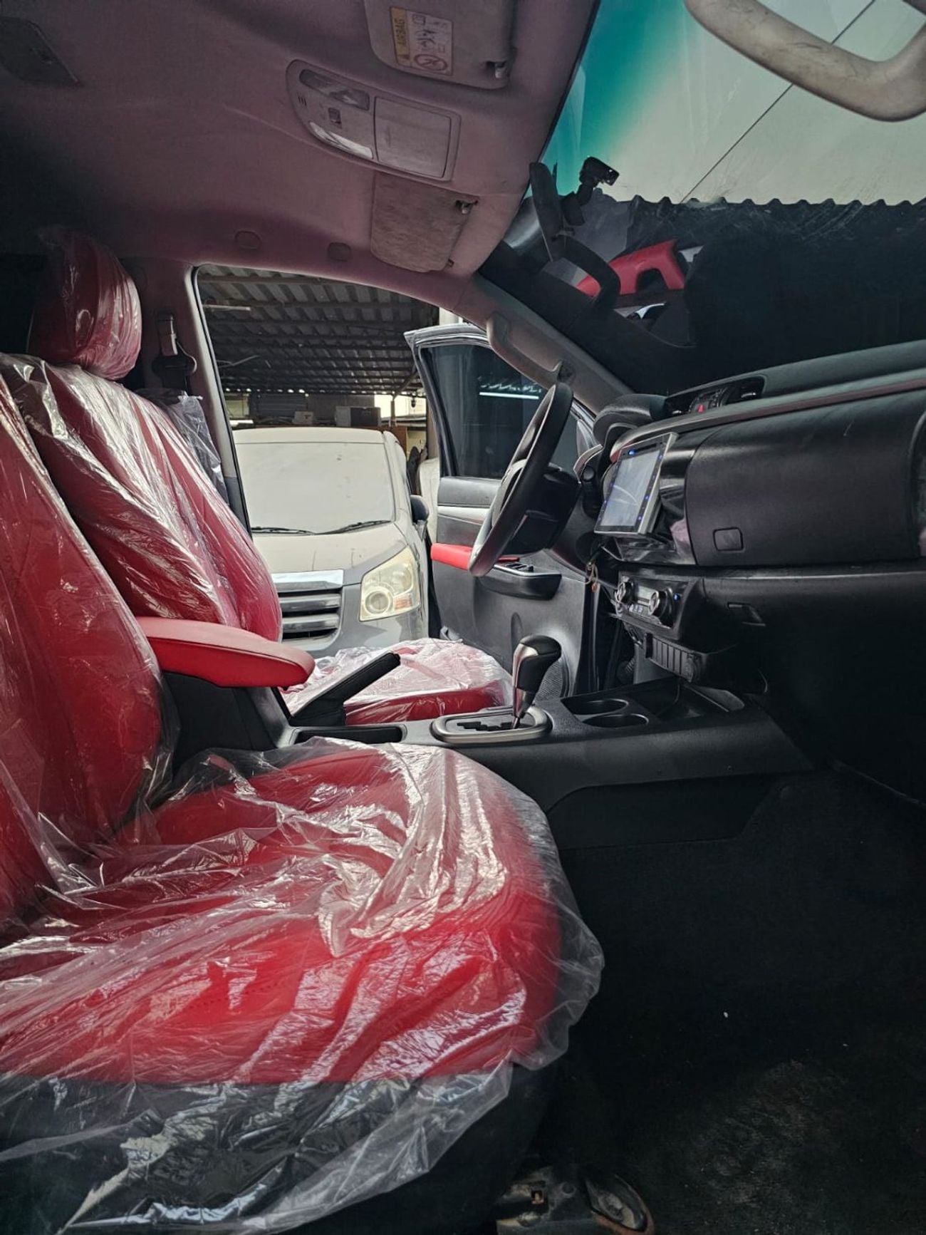 Toyota Hilux 2016model upgrade 2024Model adventure 2.7L petrol Engine Colour Black Transmission Automatic Interio
