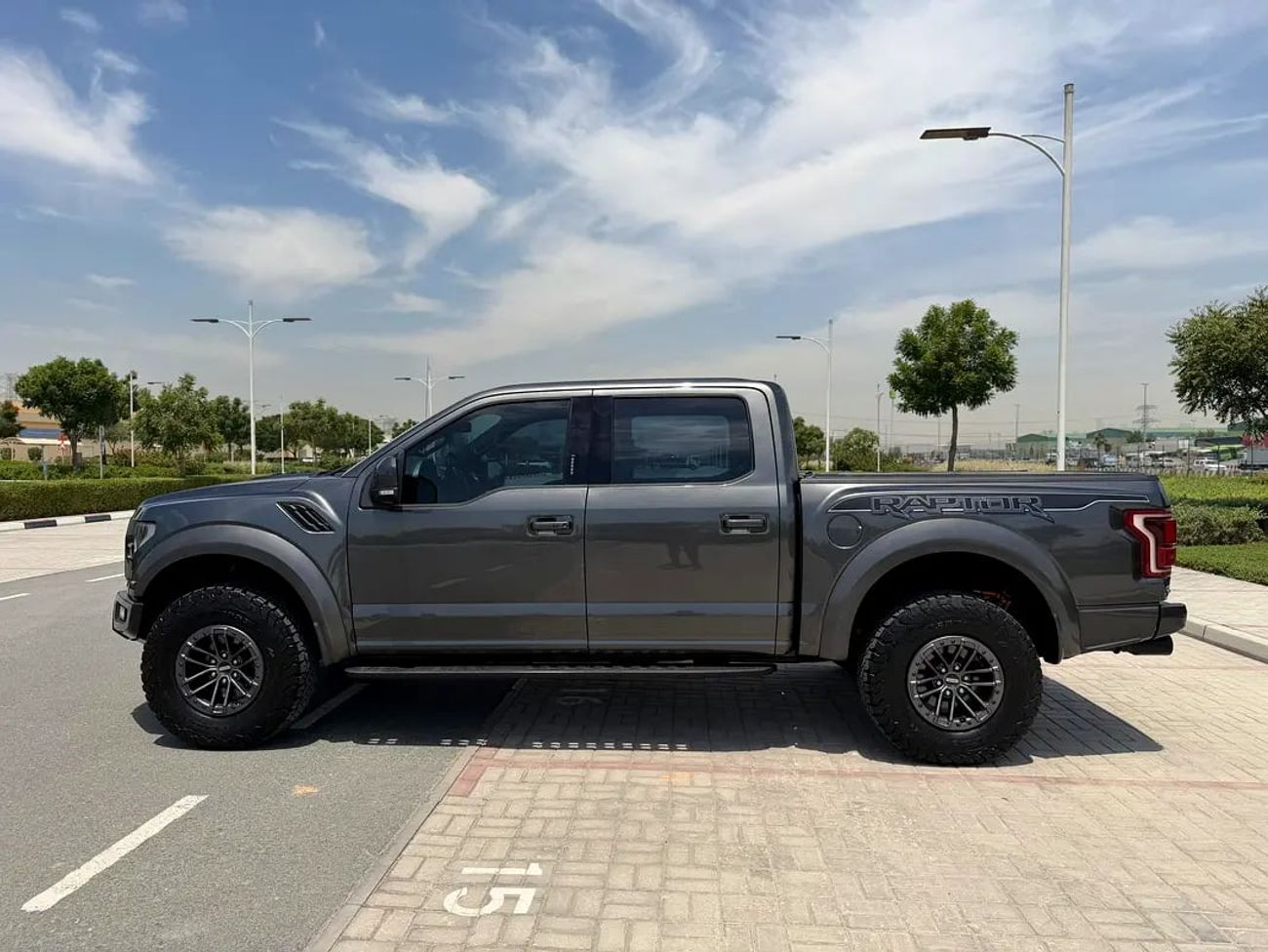فورد F 150 Raptor | | GCC Specs - Full Service History