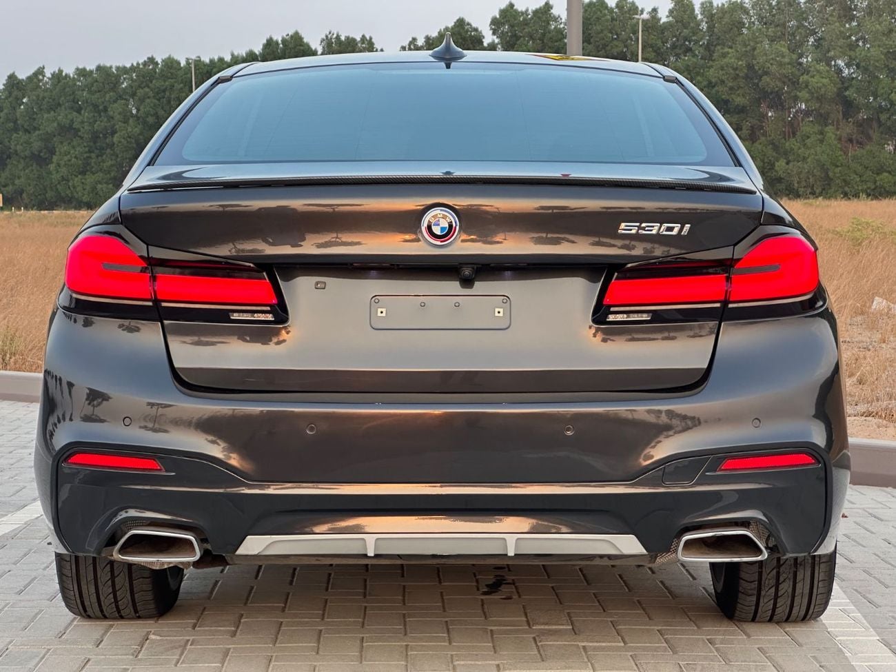 بي أم دبليو 530i لاكجوري لاين إكسكلوسيف