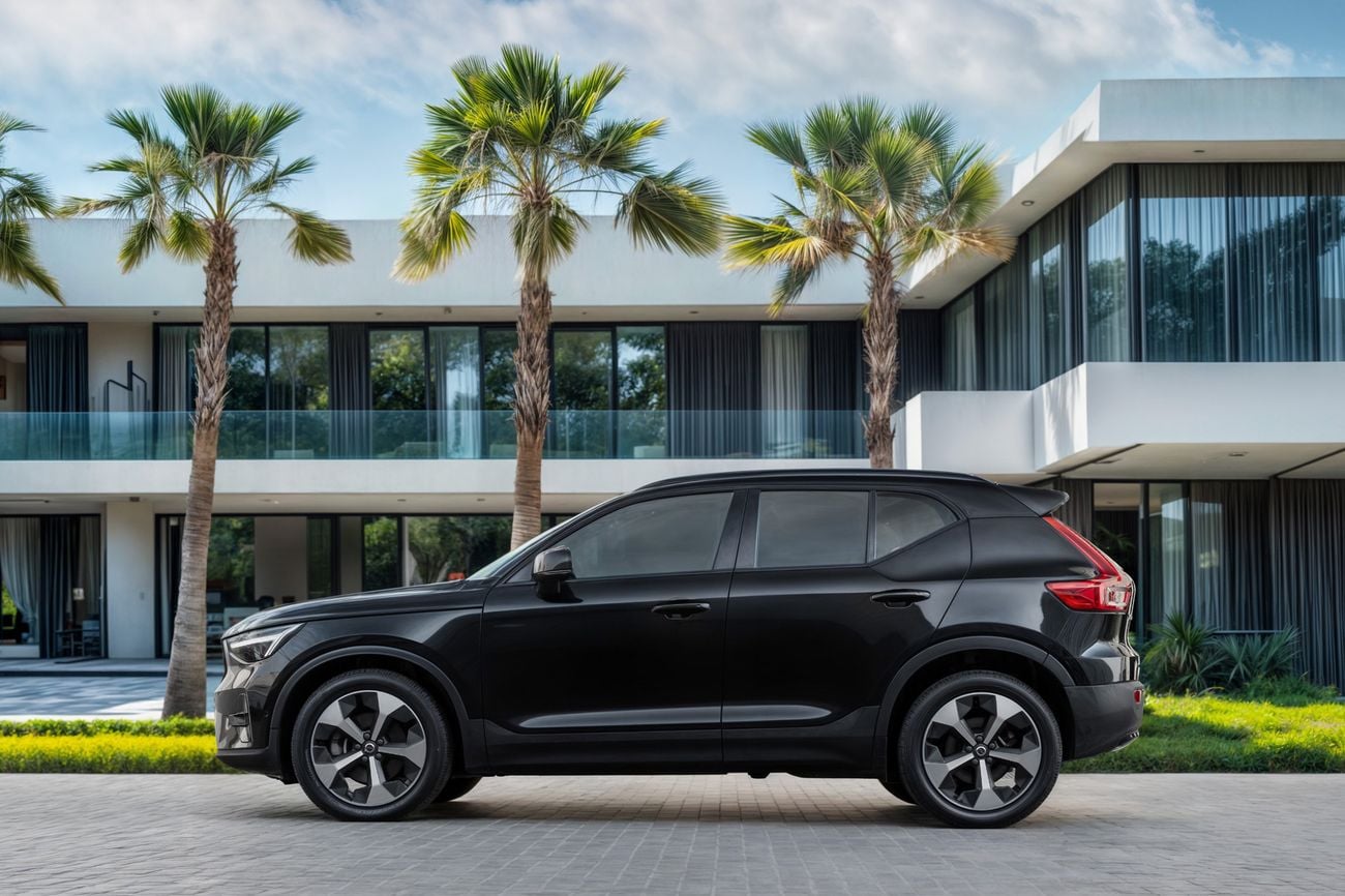 Volvo XC40 B4 ULTIMATE DARK XC40 B4 Ultimate Dark | 1,861 P.M | 0% Downpayment | 2028 WARRANTY