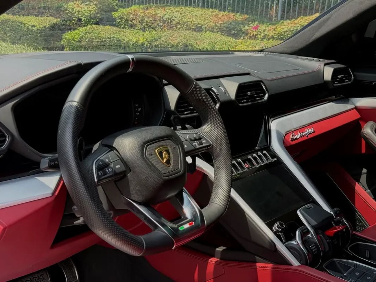 Lamborghini Urus STANDARD LOW MILEAGE/ ORIGINAL PAINT