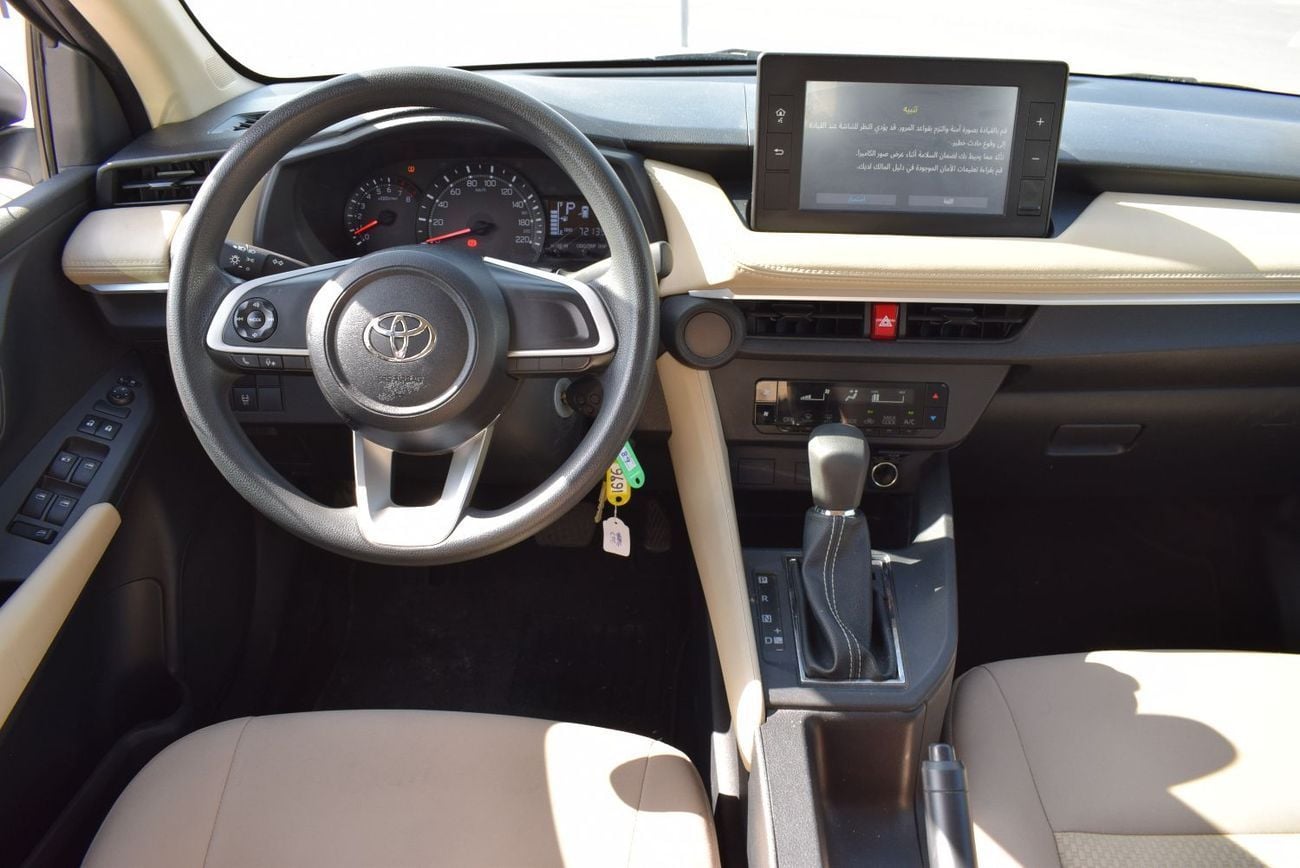 Toyota Yaris E Toyota Yaris 1.5L, model:2023.