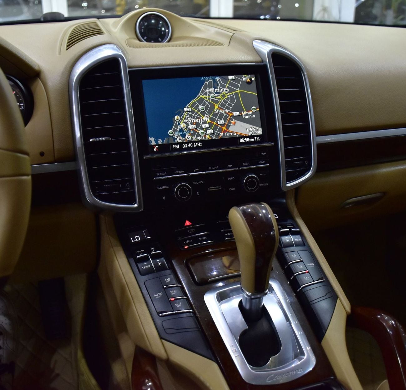 Porsche Cayenne STANDARD EXCELLENT DEAL for our Porsche Cayenne S ( 2014 Model ) in White Color GCC Specs
