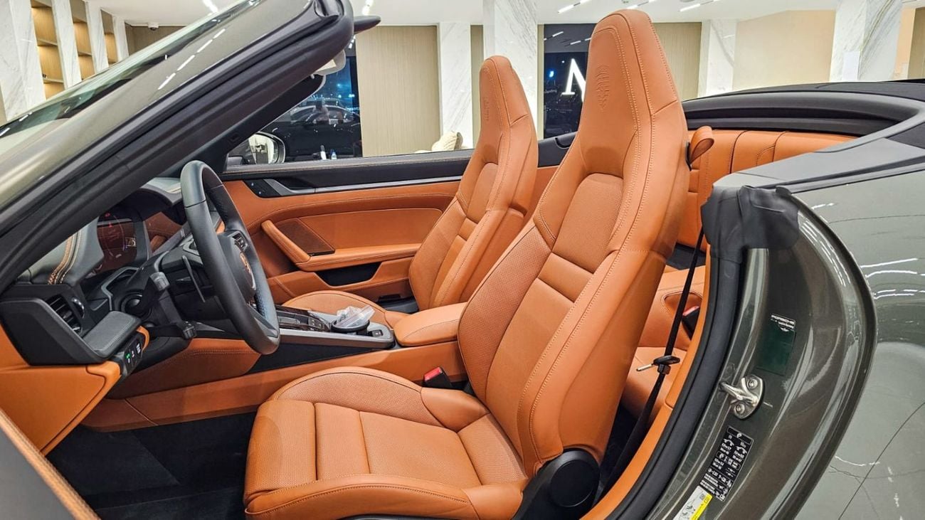 Porsche 911 CARRERA