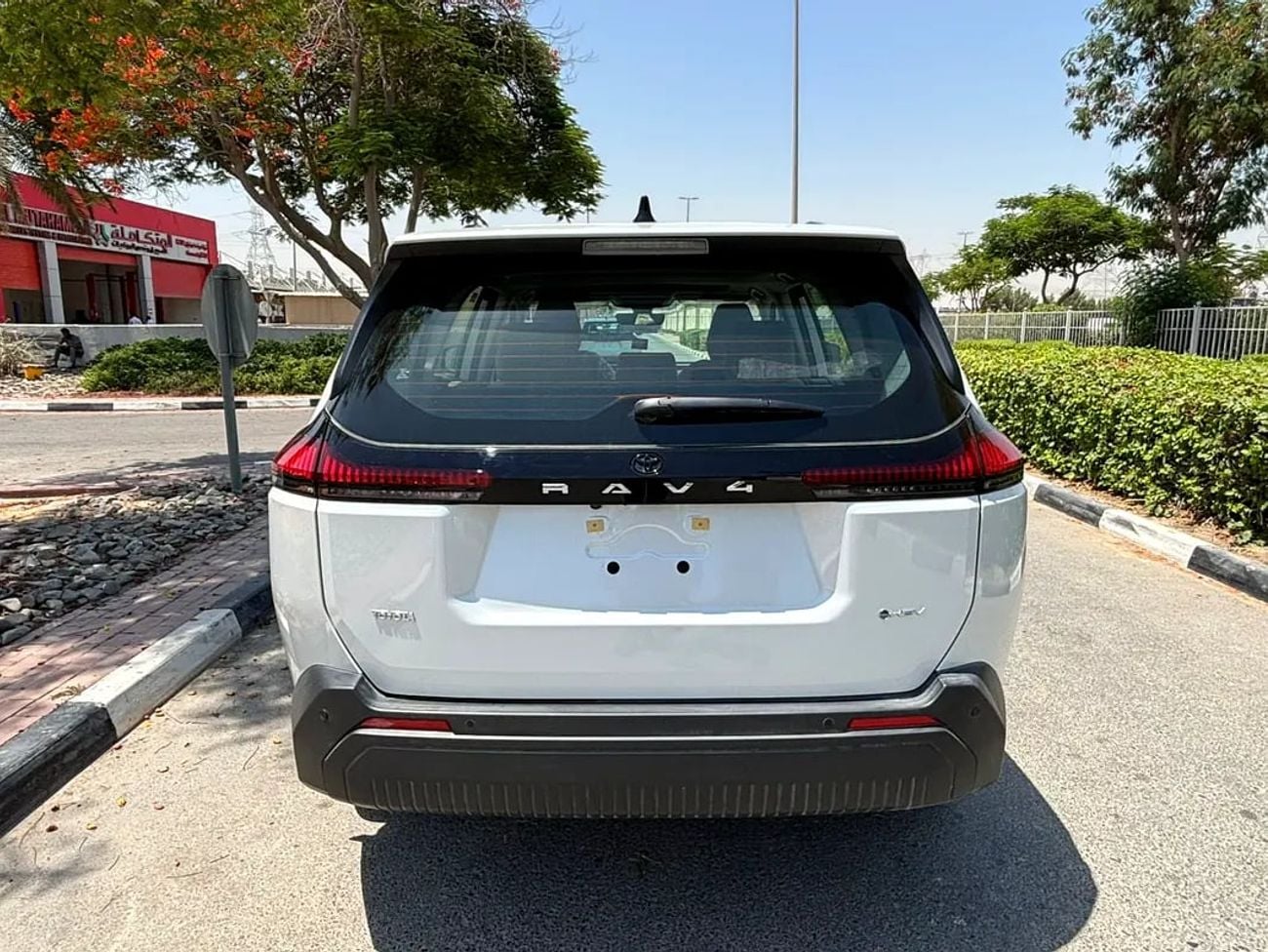 Toyota RAV4 XLE RAV4 XLE WITH RADAR GCC Specs