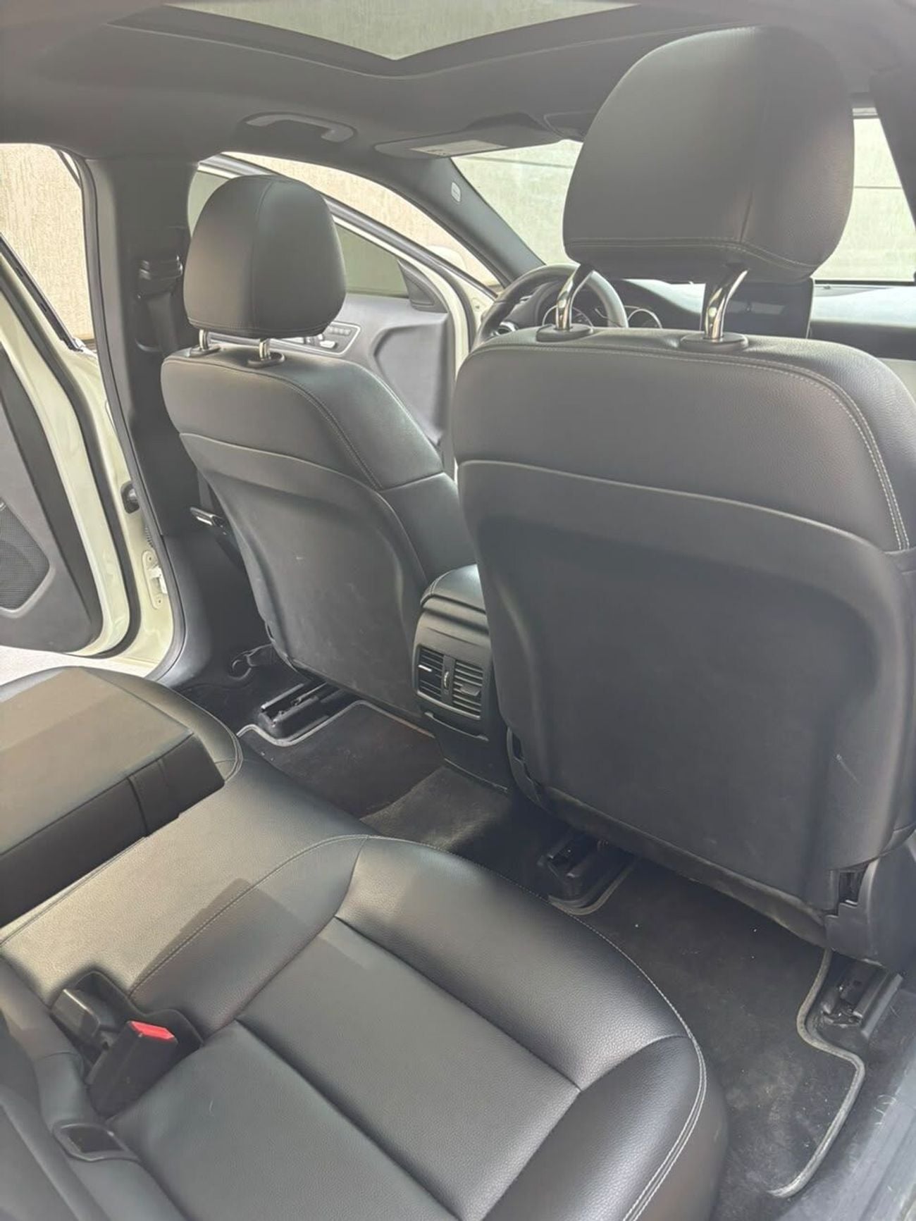 Mercedes Benz GLA250 STANDARD