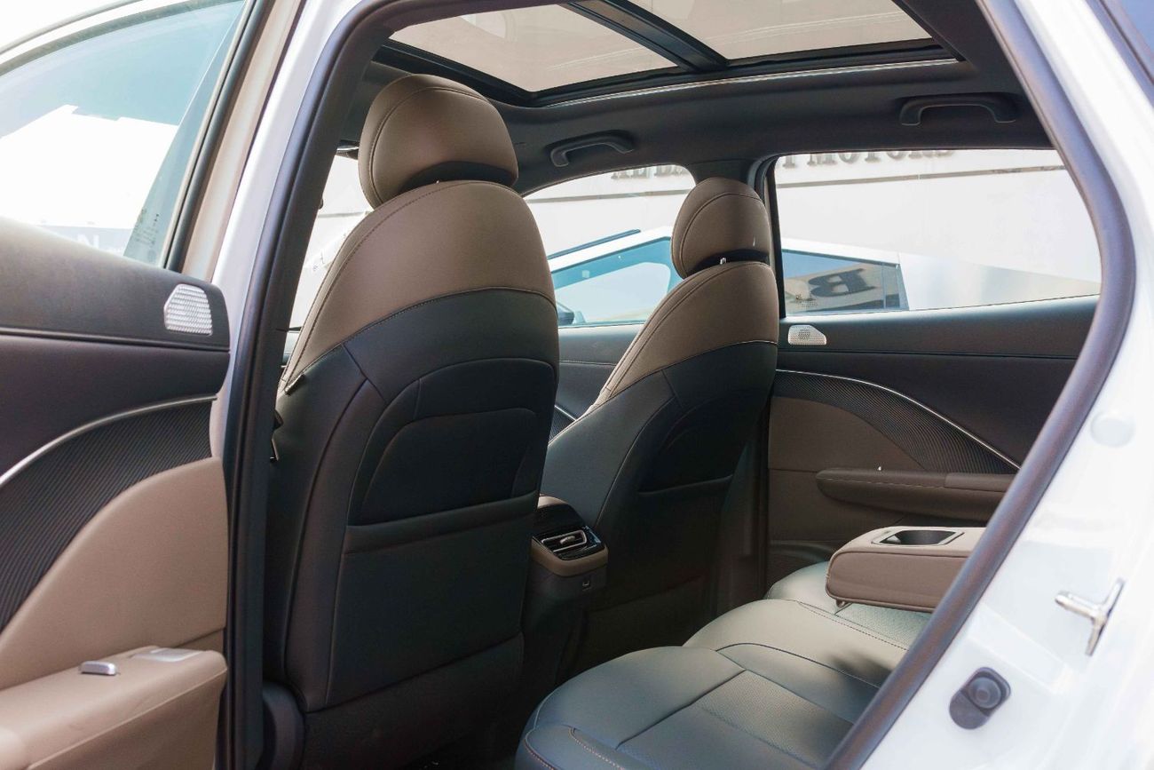 تشنجان CS55 بلس STANDARD شانجان CS55 بلس 2026 | 1.5 طن - ركن آلي - ركن أوتوماتيكي (للتصدير)