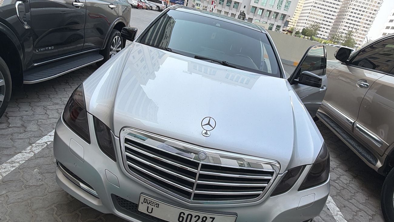 Mercedes Benz E300 ELEGANCE