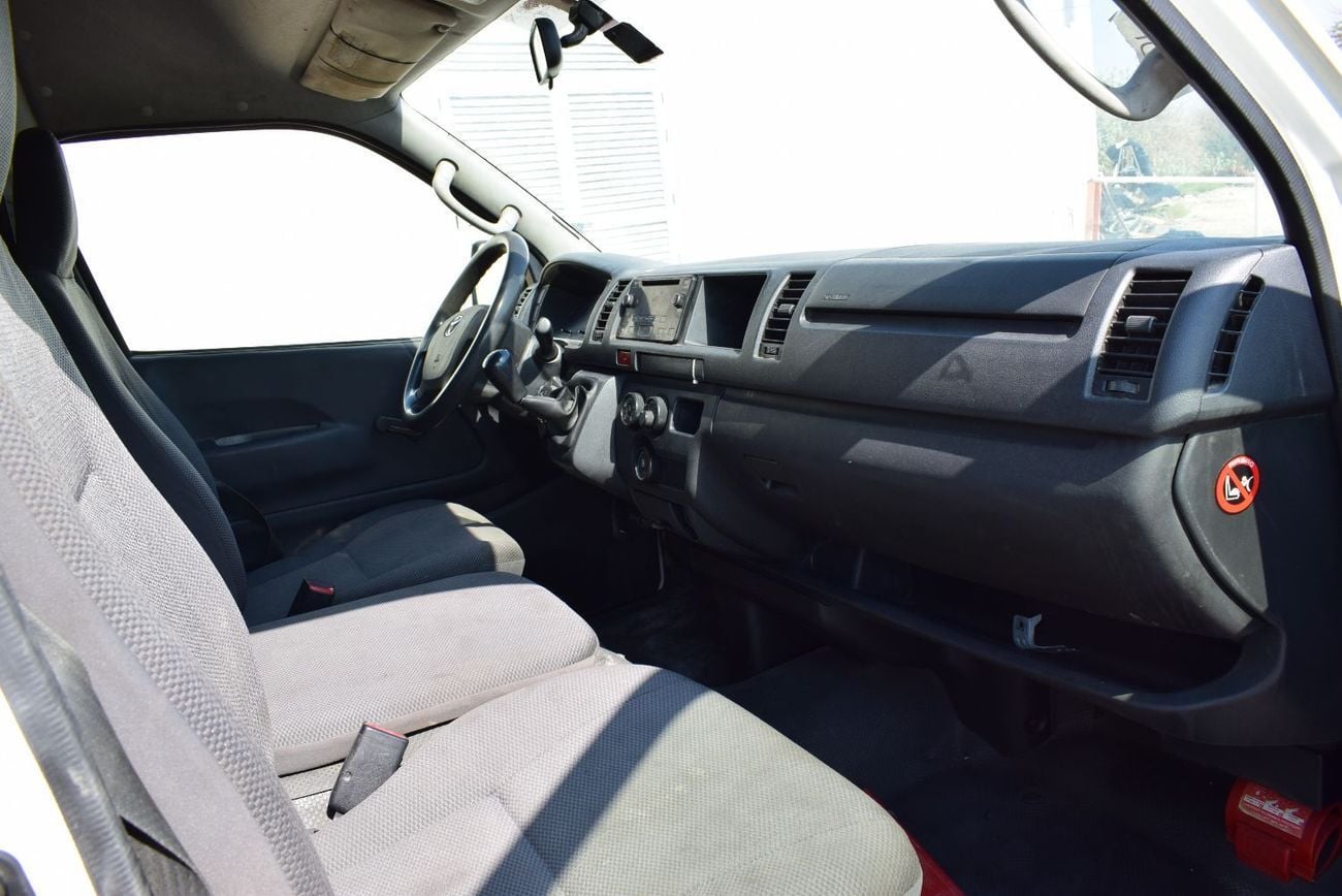 تويوتا هاياس GL High Roof LWB 2.7L