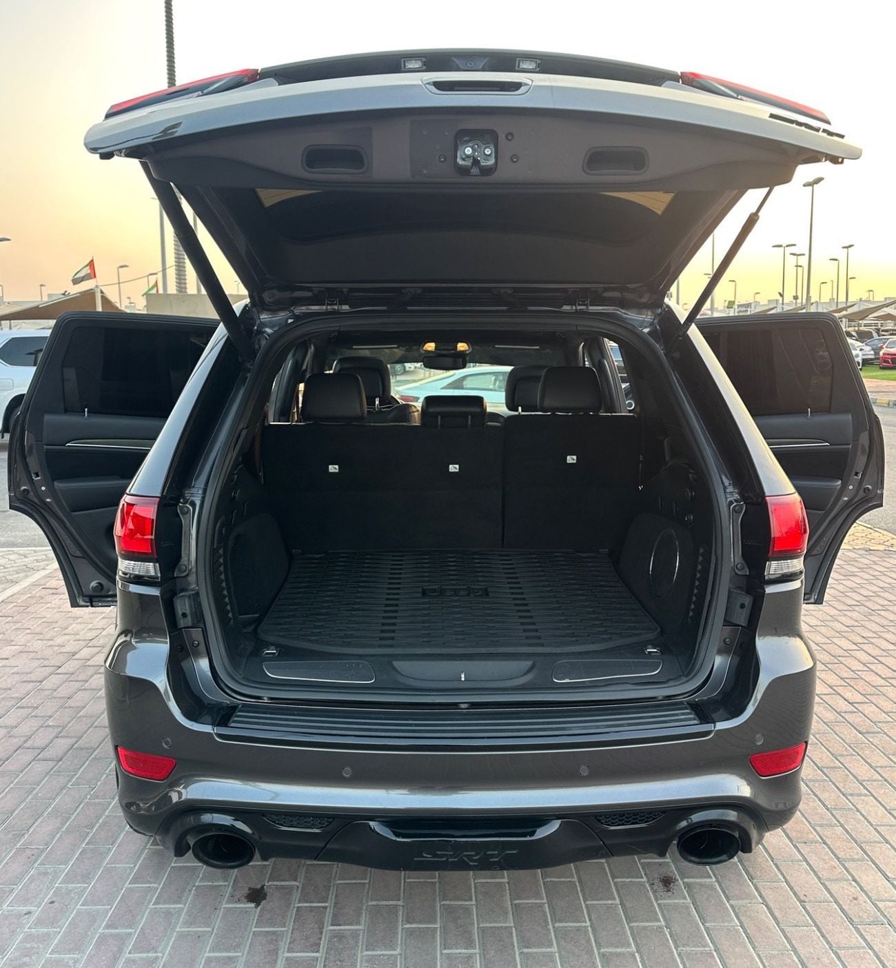 Jeep Grand Cherokee SRT