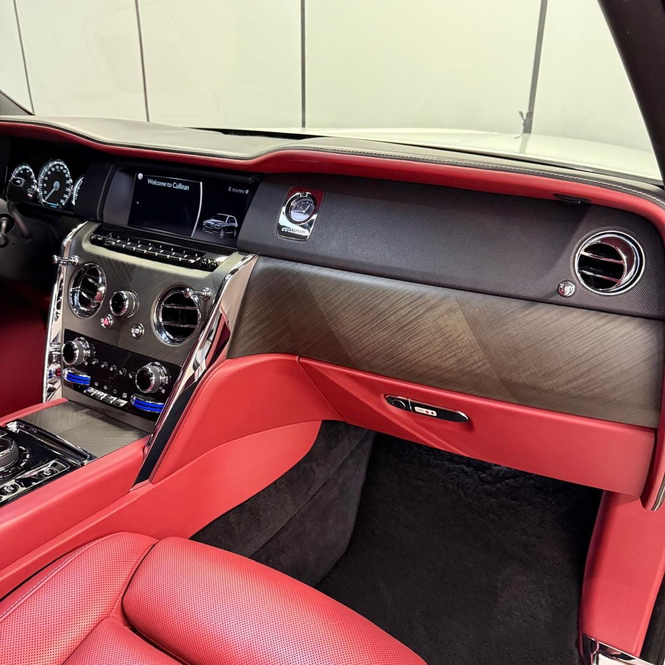 Rolls Royce Cullinan BLACK BADGE GCC with 2026 KIT