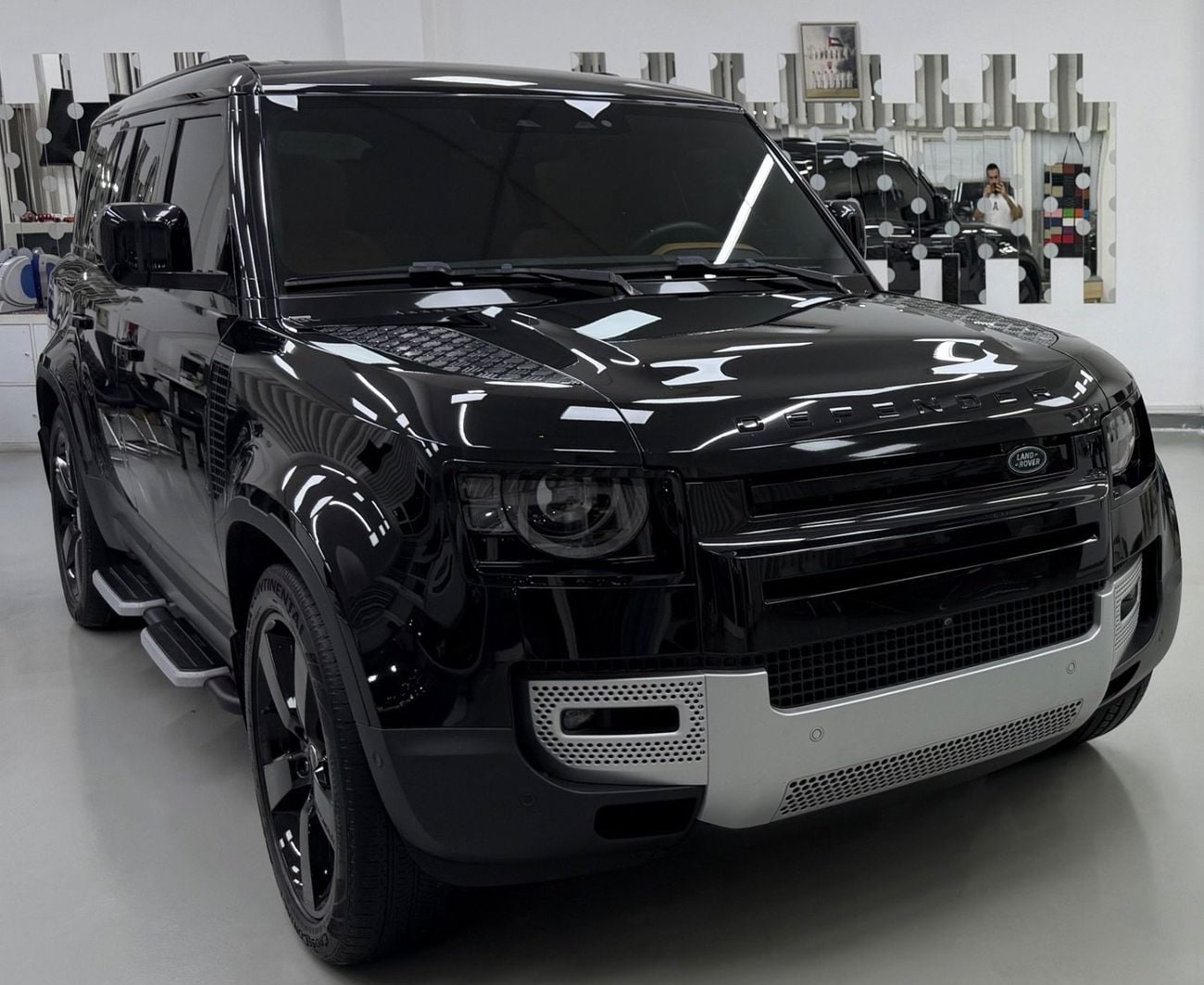 Land Rover Defender 130 HSE P400