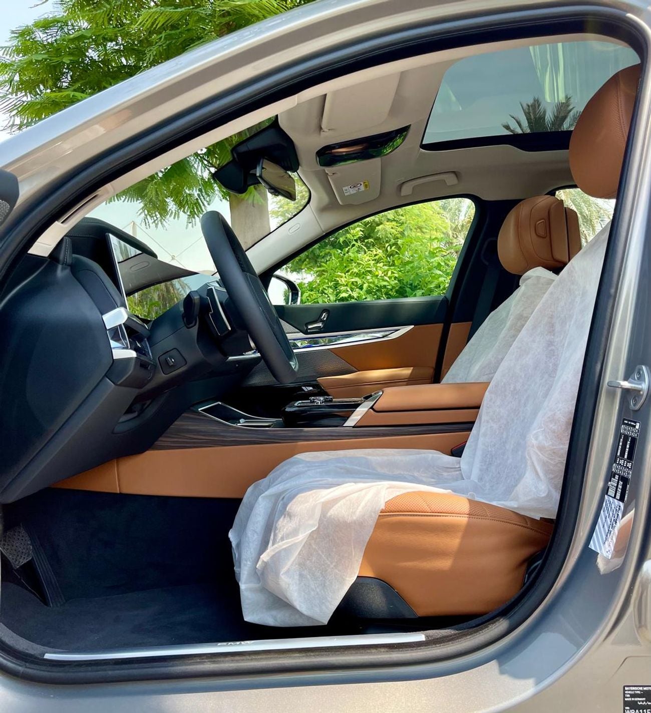 بي أم دبليو 735i STANDARD