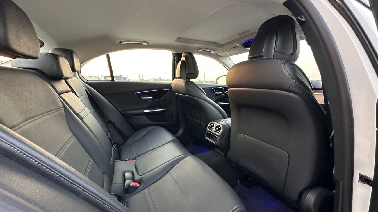 مرسيدس بنز C 300 STANDARD
